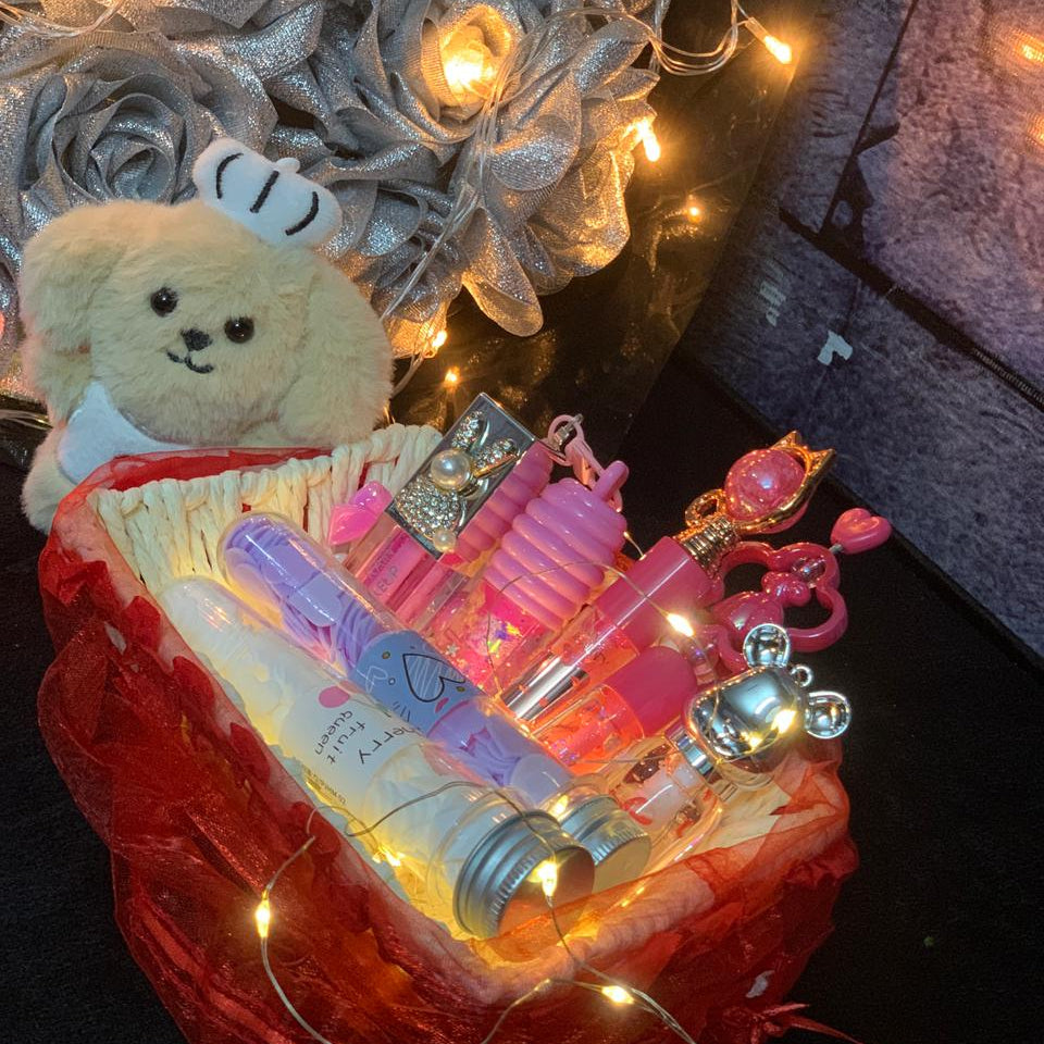 Velvet Aura Lip Glow Collection – Box of 5 Lip Gloss